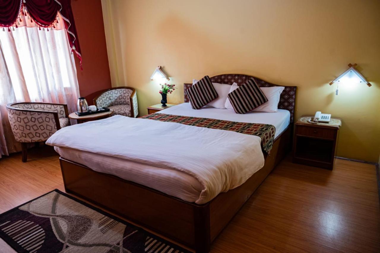 Kathmandu Prince Hotel Екстер'єр фото