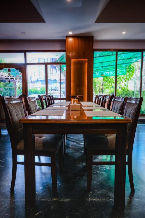 Kathmandu Prince Hotel Екстер'єр фото