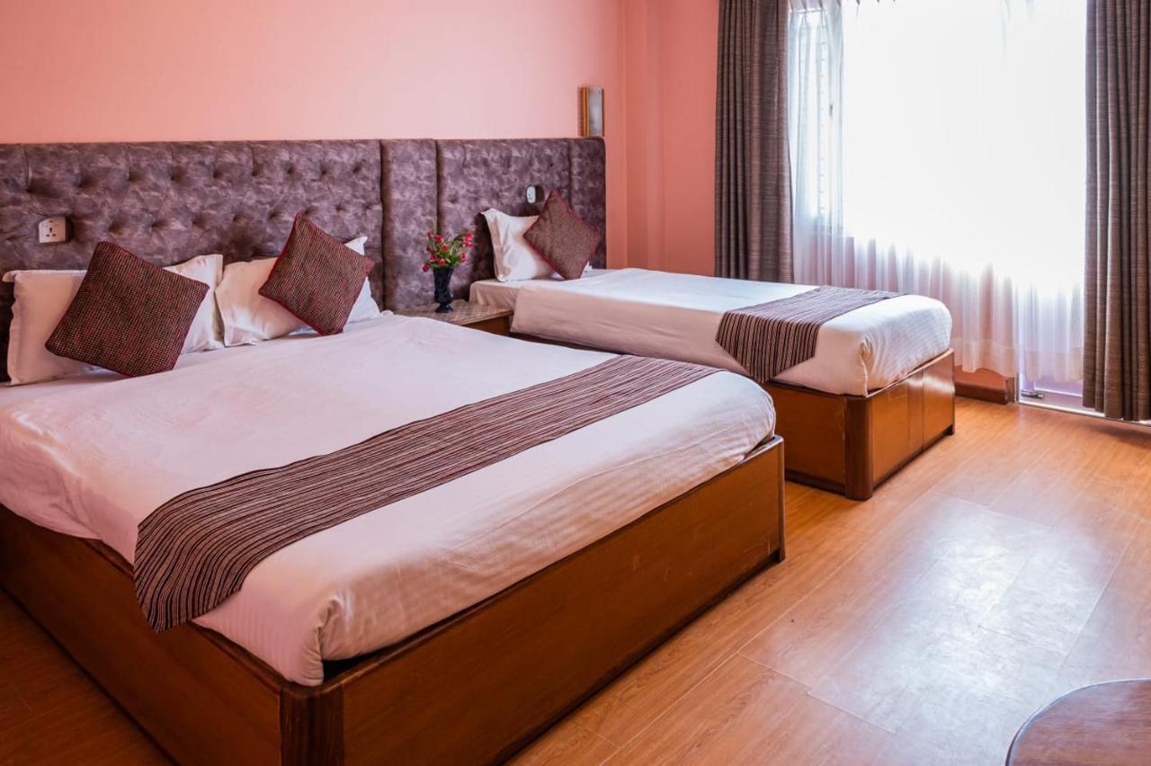 Kathmandu Prince Hotel Екстер'єр фото