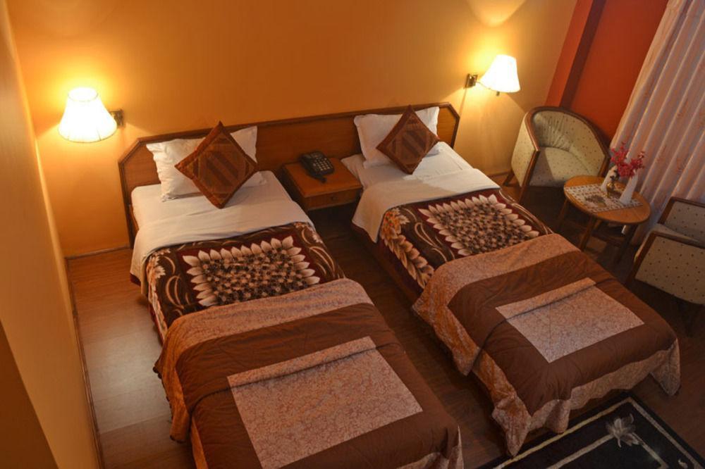 Kathmandu Prince Hotel Екстер'єр фото